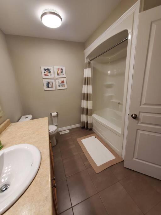 4 Bd Family Retreat Villa Stratford Exterior photo